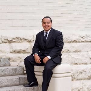 Meet your Posher, Victor